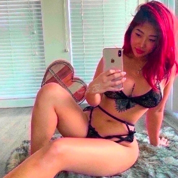 38 Year Curvacious Asian Escort Angela